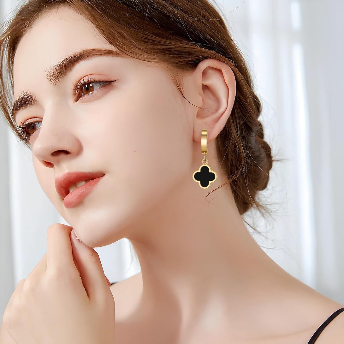 Gold-Tone Black Clover Leaf Jewelry Set