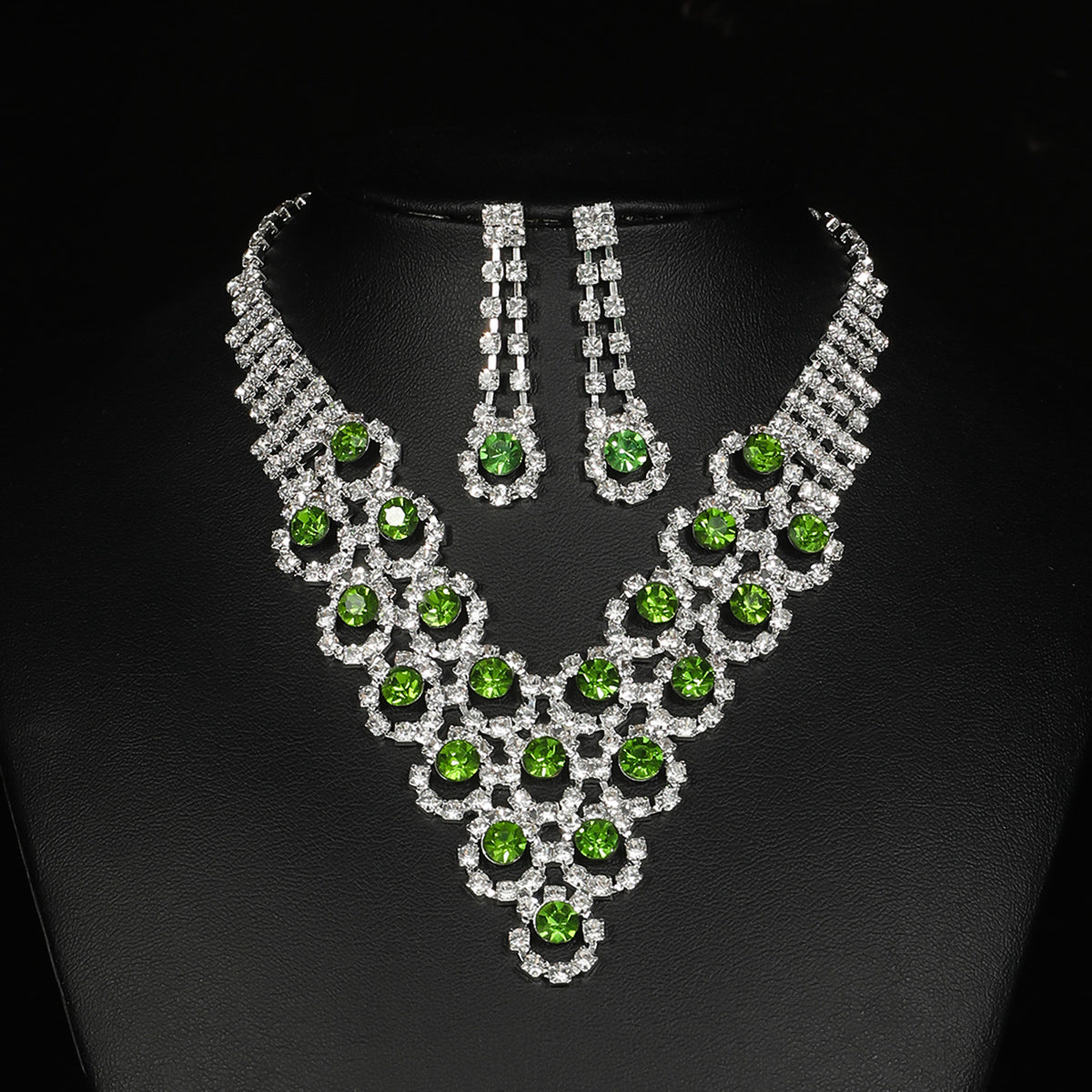 2-Piece Greenstone Jewelry Set