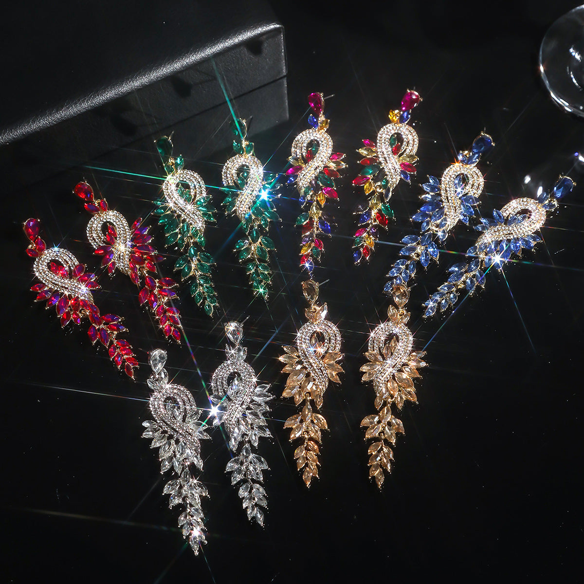 町卡 显脸小高级感彩色玻璃水钻耳环女 个性夸张耳钉耳饰earrings