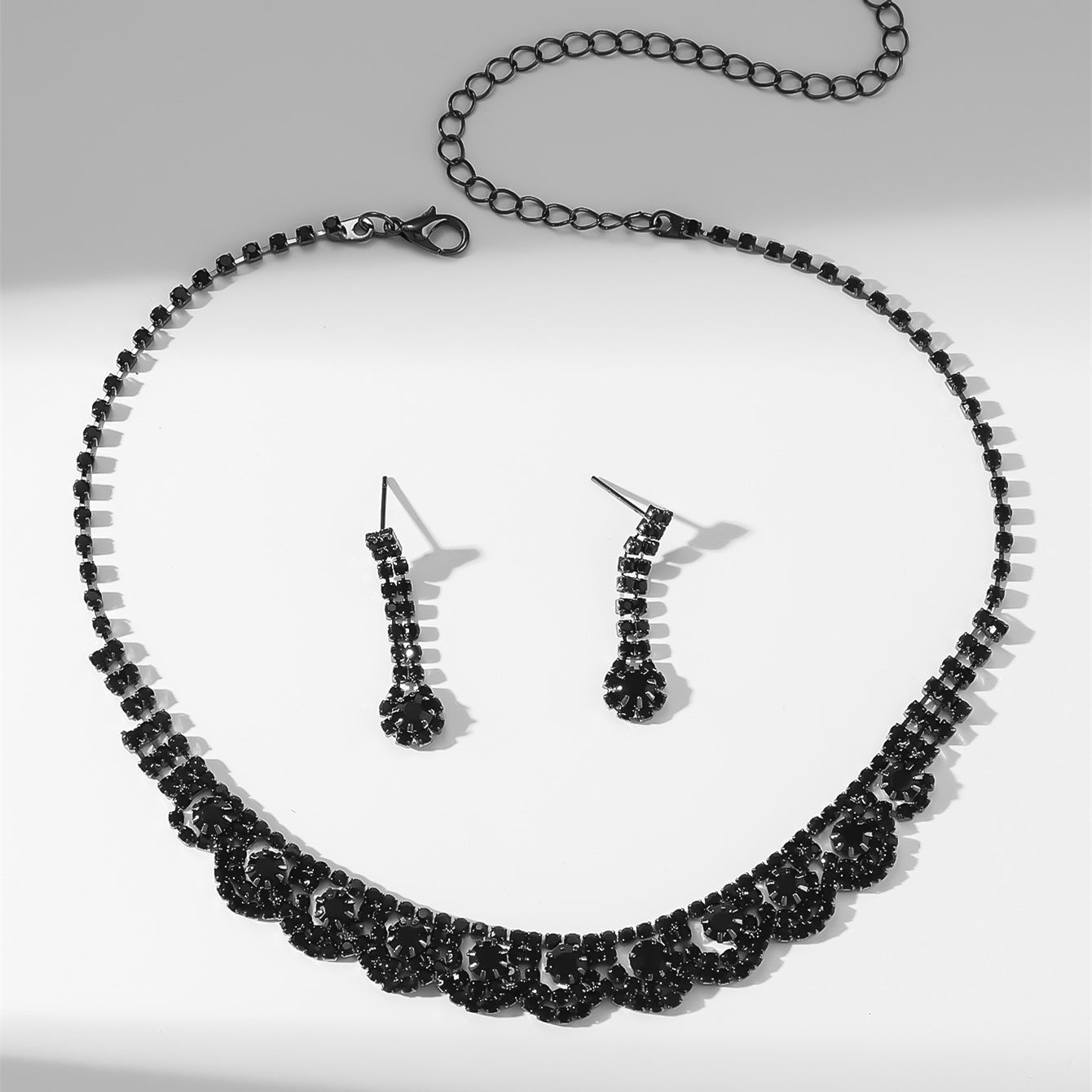 亚马逊爆款奢华新娘项链耳环两件套婚礼配饰气质锆石花朵首饰套装