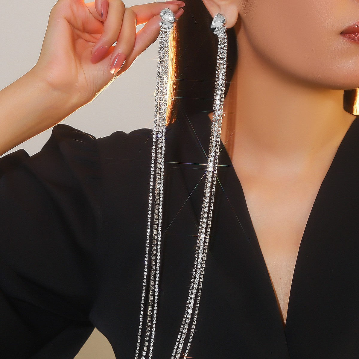 速卖通货源 时尚百搭超闪长款流苏耳环女 个性夸张耳钉耳饰品批发