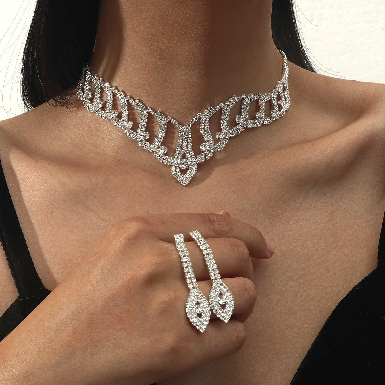 亚马逊爆款奢华新娘项链耳环两件套婚礼配饰气质锆石花朵首饰套装