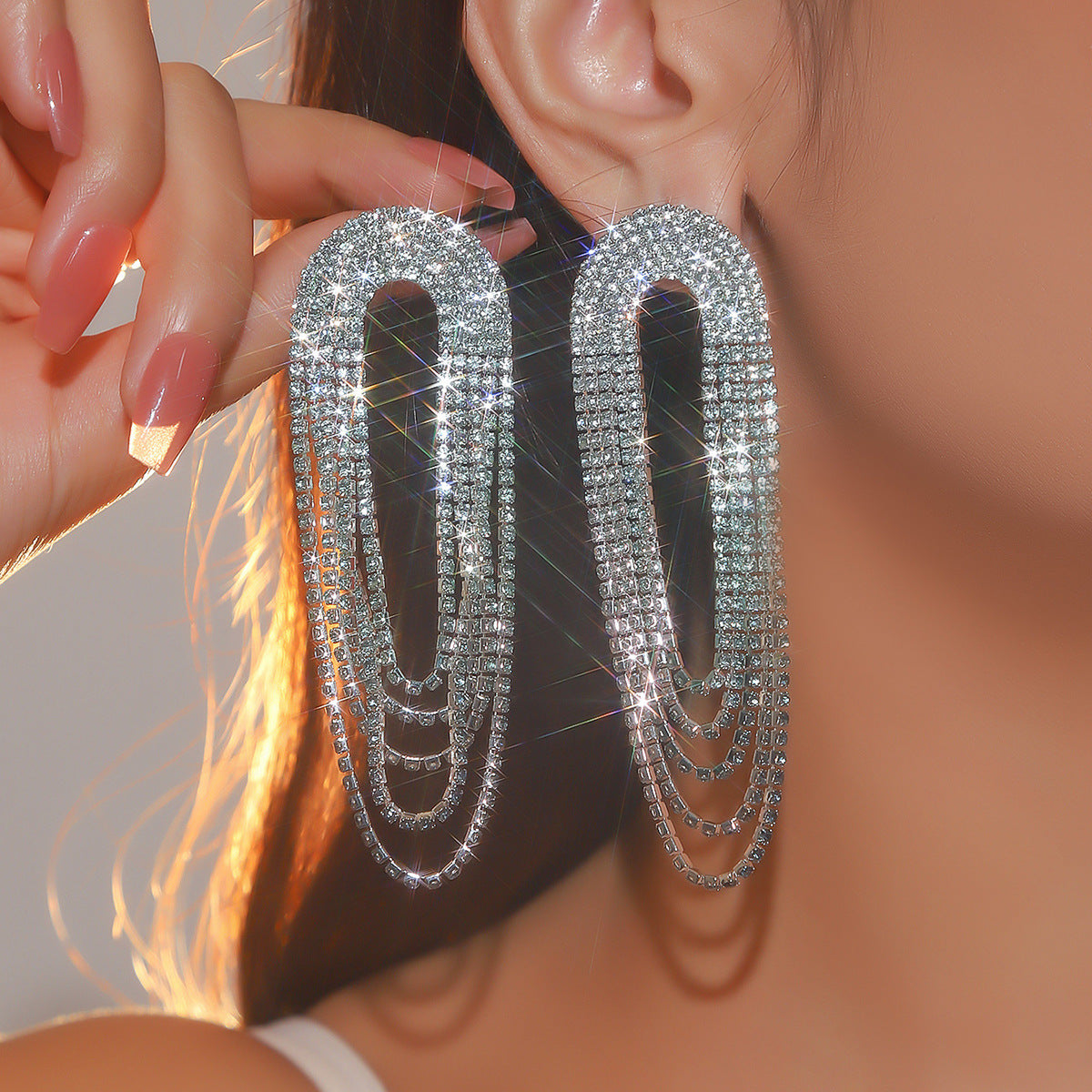 町卡饰品气质奢华闪亮水钻长款耳环女时尚渐变彩色流苏大耳环耳饰