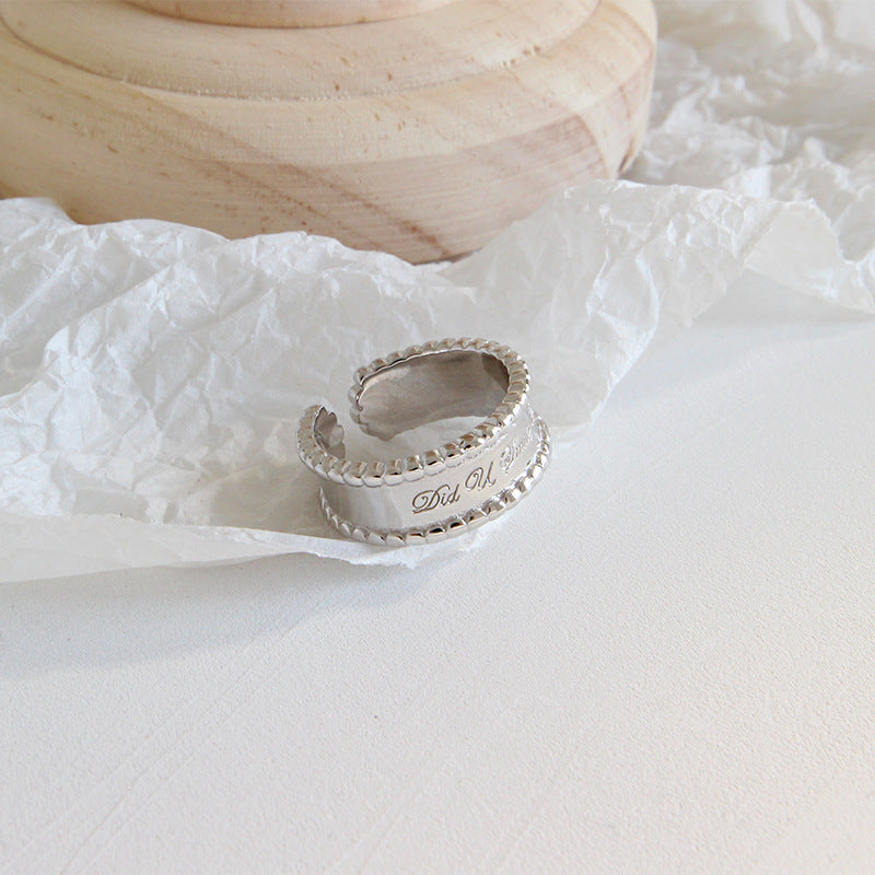 HJZ475 韩版S925纯银时尚个性CHIC风简约圆珠边宽面英文开口戒指