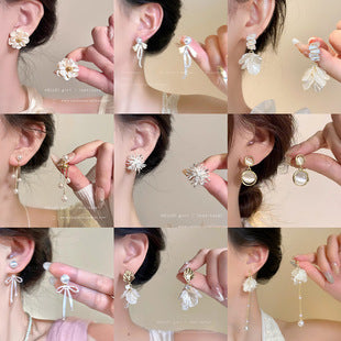 New vintage-inspired, luxury-feel stud earrings: atmospheric hoop earrings with pearls