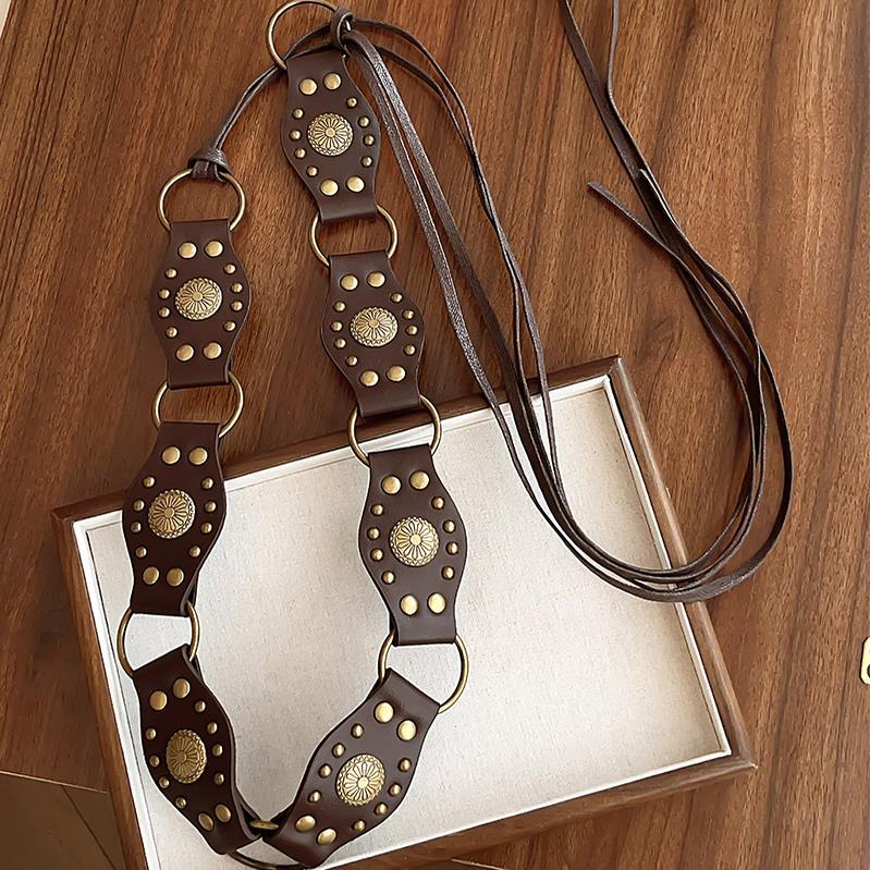 Bohemian-style butterfly belt for women, designed to complement dresses; a sophisticated decorative waist chain, waist sash or waist cord