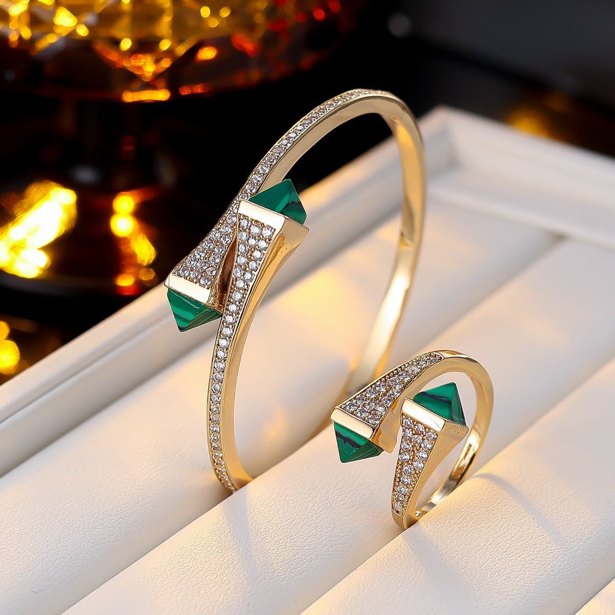 Light Luxury Niche Design Zircon Bracelet & Ring Set, Vintage Jewelry Set