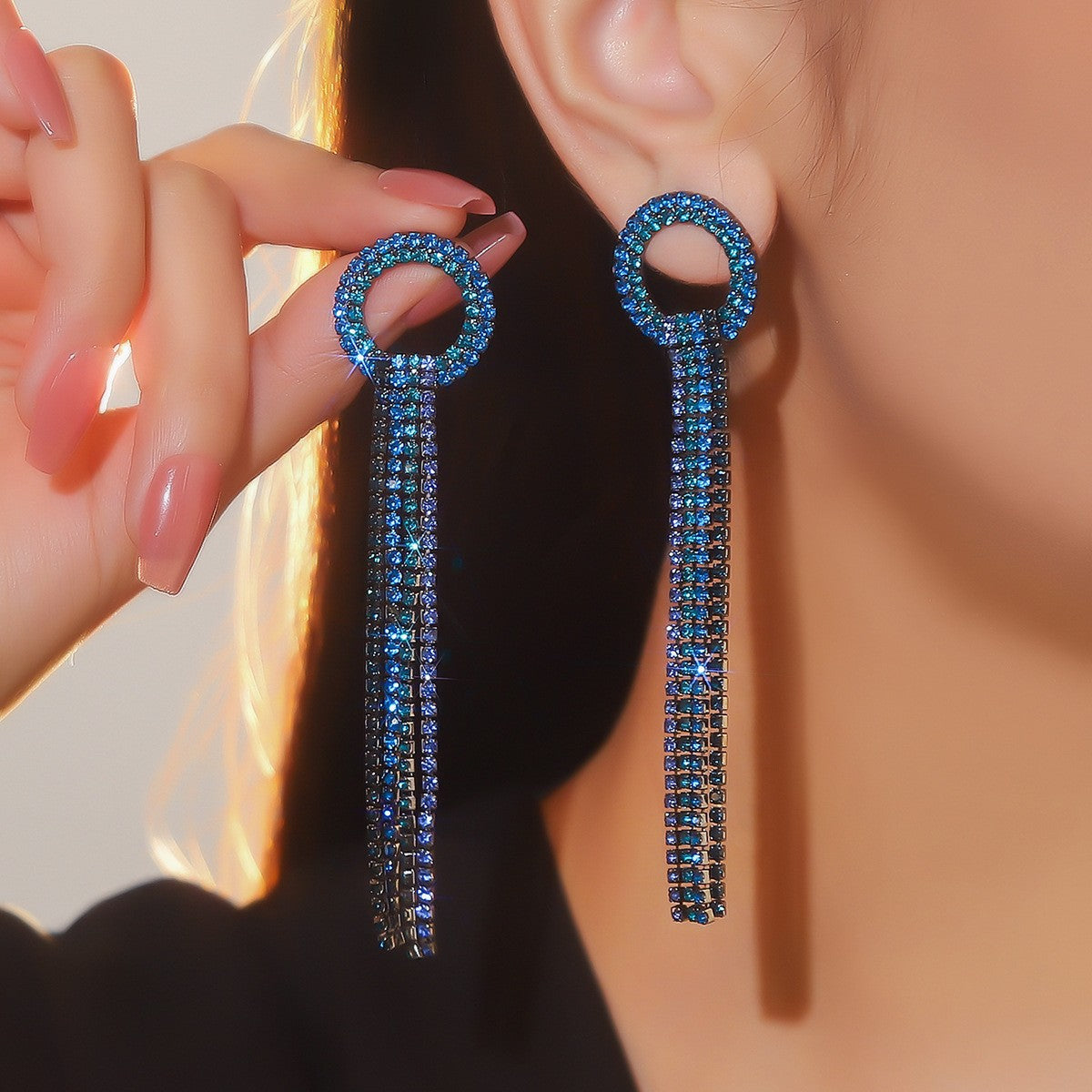 速卖通货源 时尚百搭超闪长款流苏耳环女 个性夸张耳钉耳饰品批发