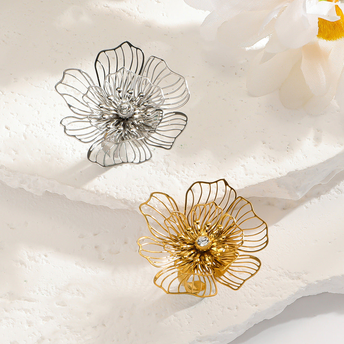 麦芽不锈钢不掉色花朵戒指女立体感开口设计指环夸张欧美跨境手饰