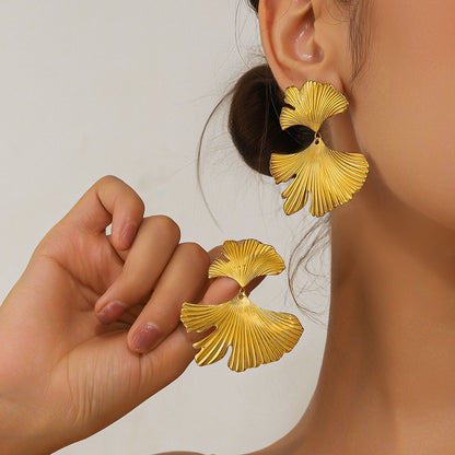 麦芽欧美不锈钢钛钢银杏叶树叶耳环耳钉高级感轻奢个性耳坠耳饰品