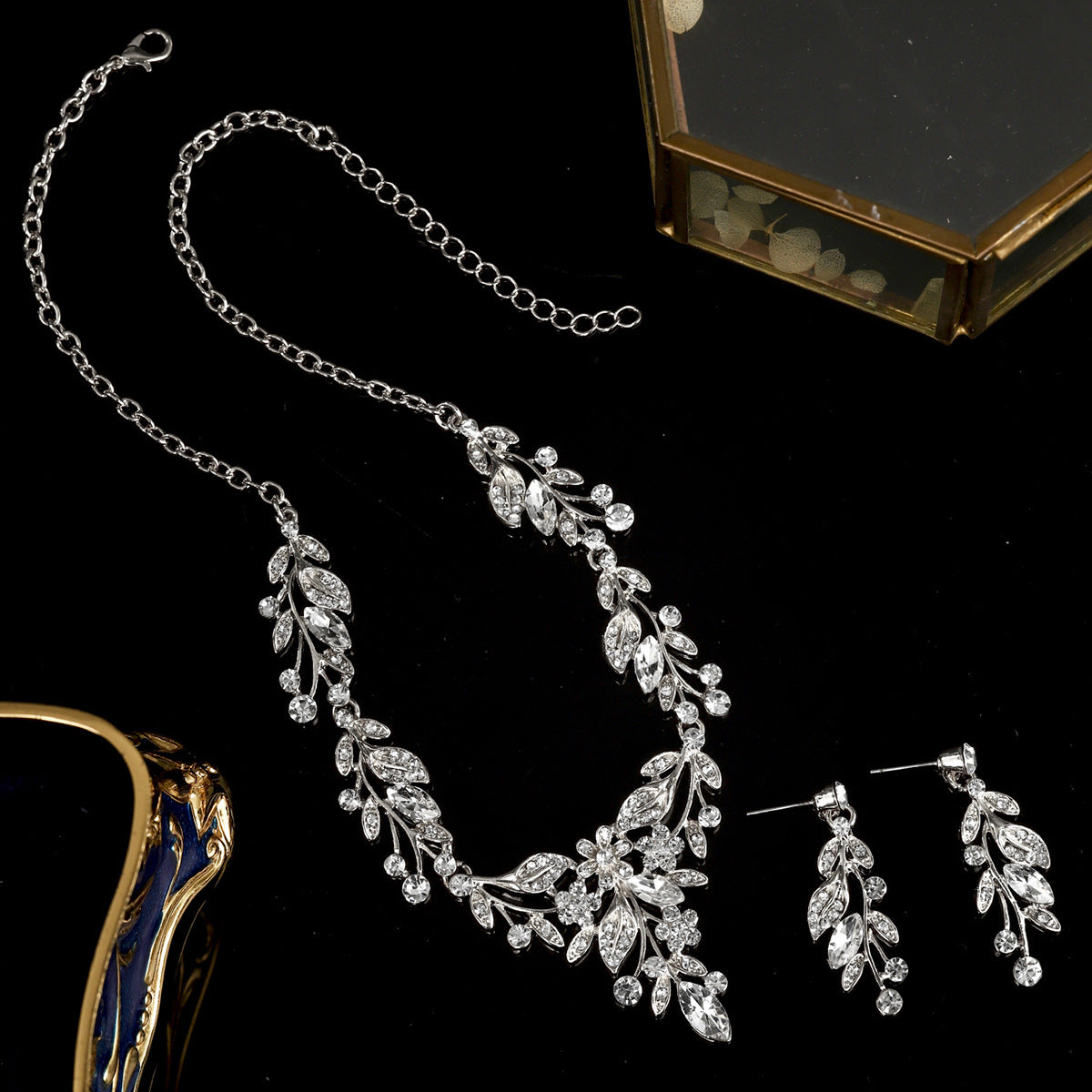 欧美新娘项链耳环套装复古水晶合金首饰搭配花朵水滴满钻礼服配饰