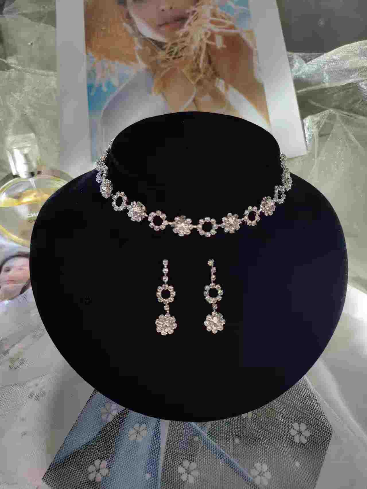 欧美热销新娘圆圈水钻套链婚纱配饰时尚水滴耳环项链套装水晶