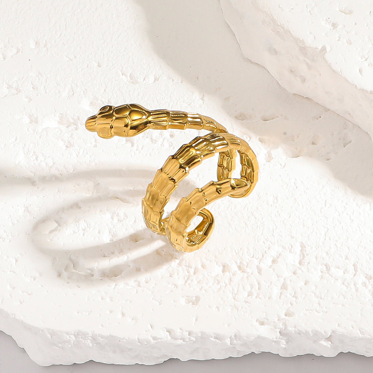 麦芽欧美跨境灵蛇蛇形钛钢不锈钢戒指开口设计指环女个性轻奢手饰