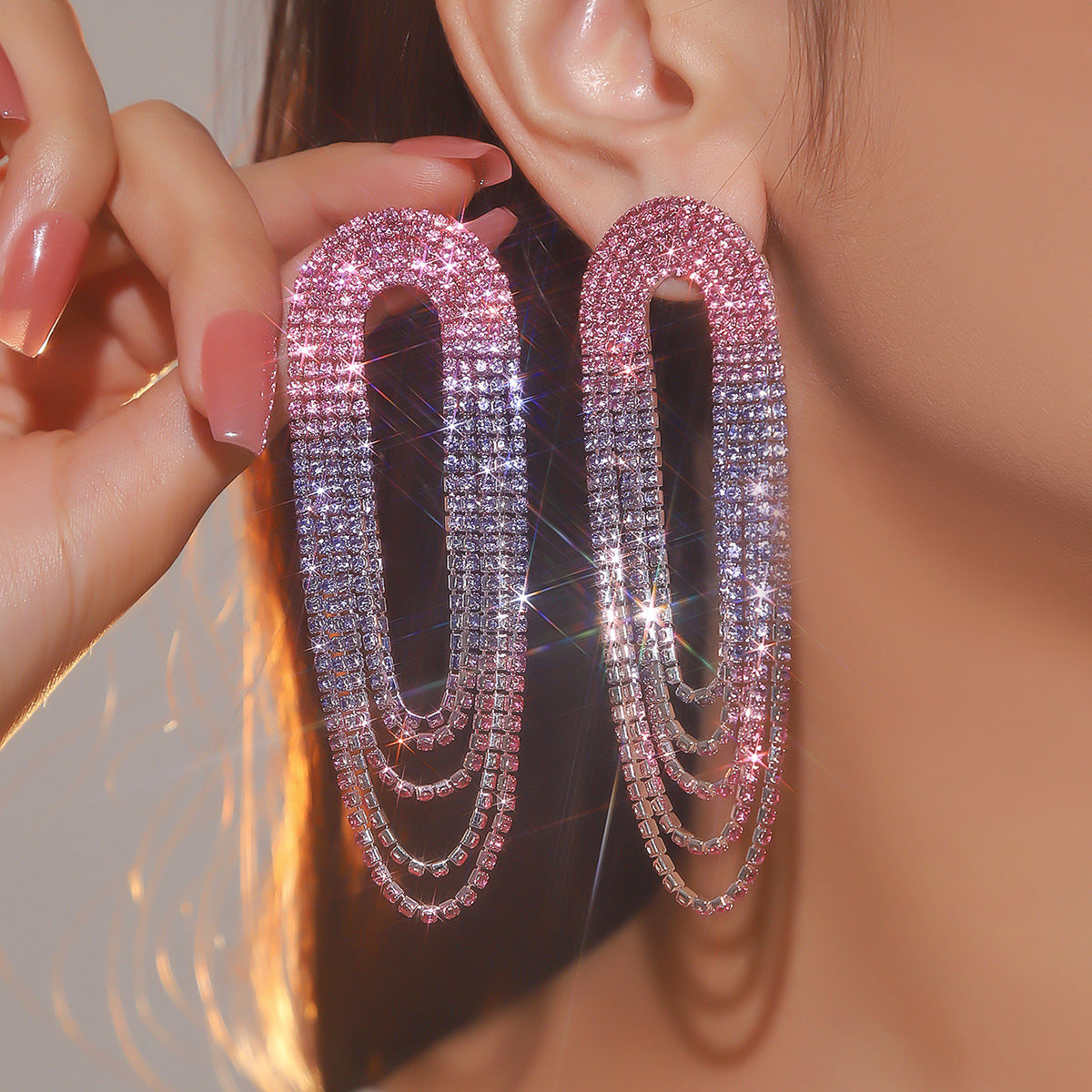 町卡饰品气质奢华闪亮水钻长款耳环女时尚渐变彩色流苏大耳环耳饰