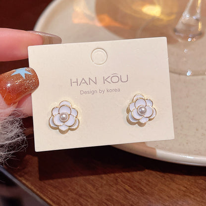 Sterling Silver S925 Needle Fresh Forest Style Flower Stud Earrings for Women, Vacation Style Light Luxury Minority Advanced Pearl Earrings