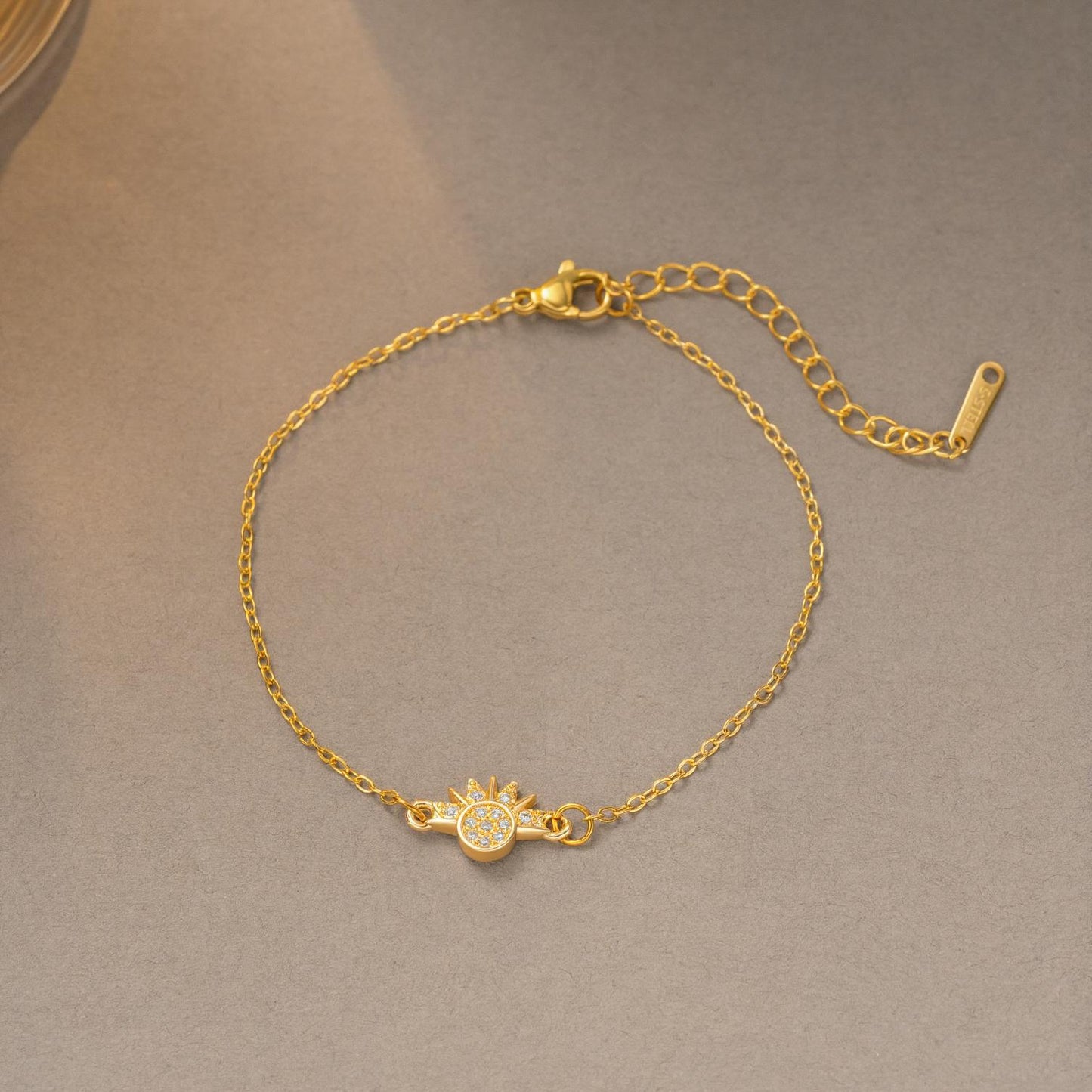 Women's Fashion Retro Sun Moon Stacked Necklace