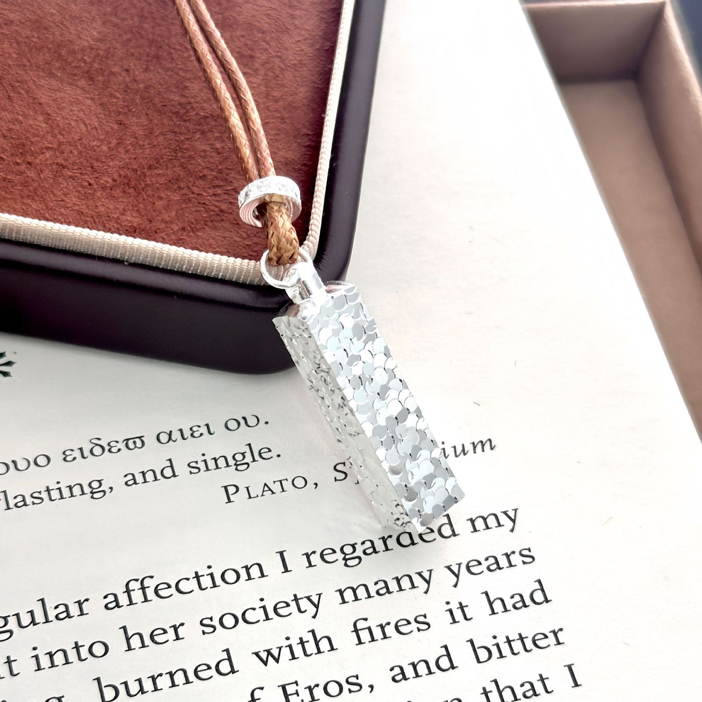 Gold Pendant Necklace