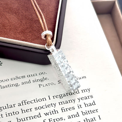 Gold Pendant Necklace