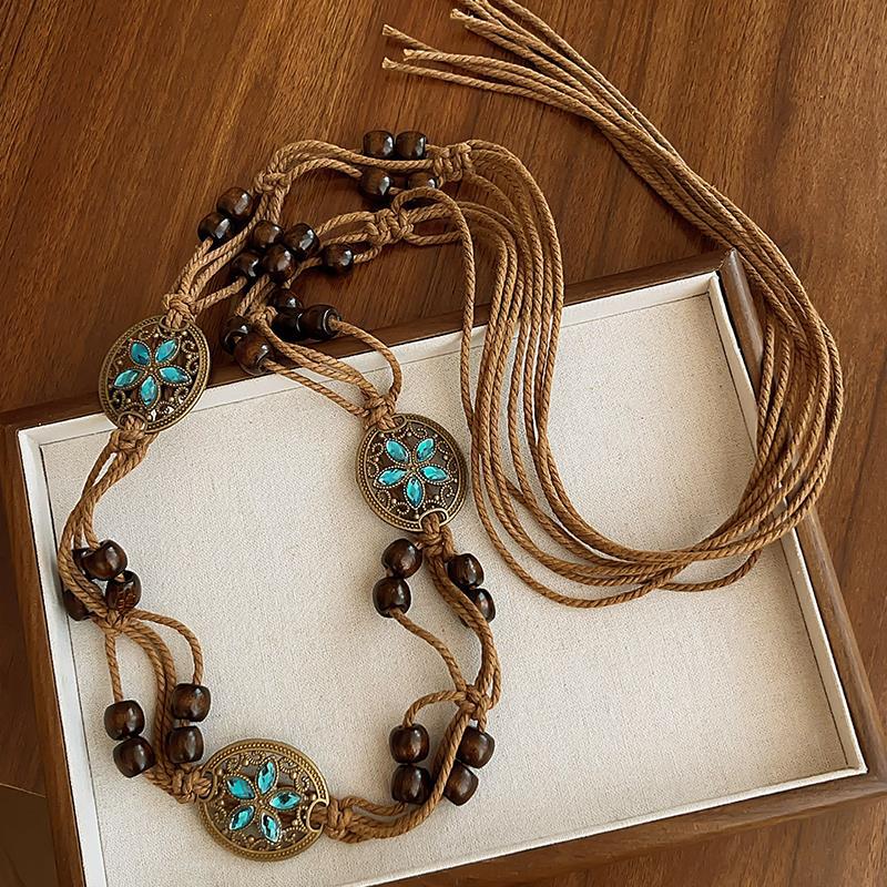 Bohemian-style butterfly belt for women, designed to complement dresses; a sophisticated decorative waist chain, waist sash or waist cord