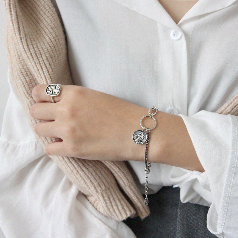 YHT002韩版个性学生银饰复古做旧设计人像硬币吊坠S925纯银手链女