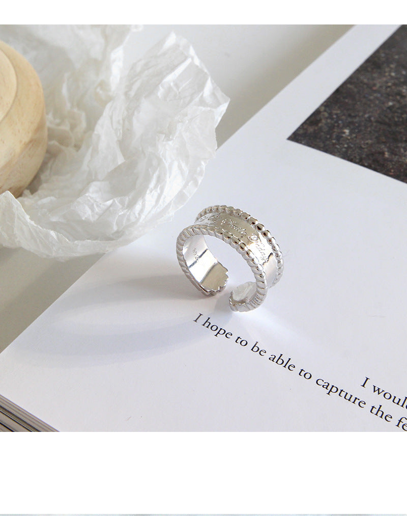 HJZ475 韩版S925纯银时尚个性CHIC风简约圆珠边宽面英文开口戒指