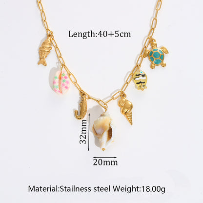 Bohemian-style conch shell necklace and bracelet