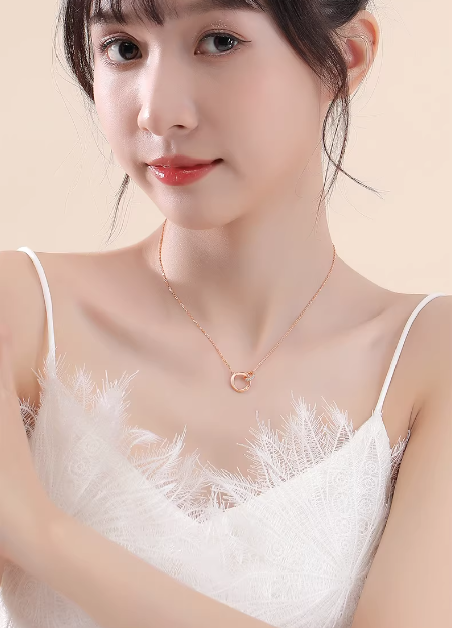 Mobius Necklace