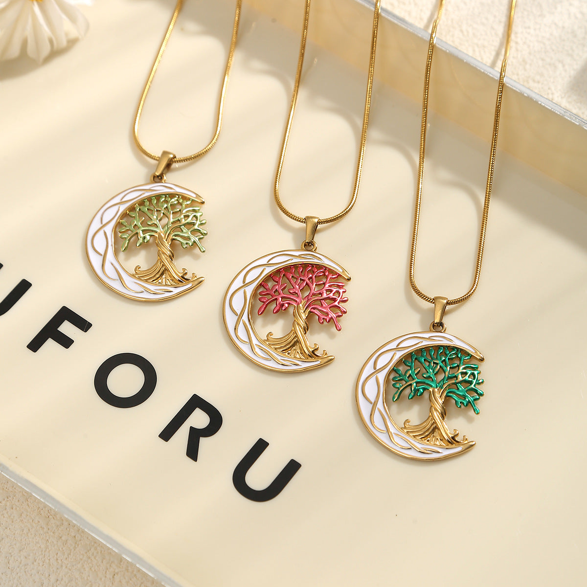 Teardrop Pendant Necklace