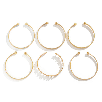 Sweet & Cool Carved Pattern Flower Bracelet, Fashionable Metal Texture Stackable Bangle