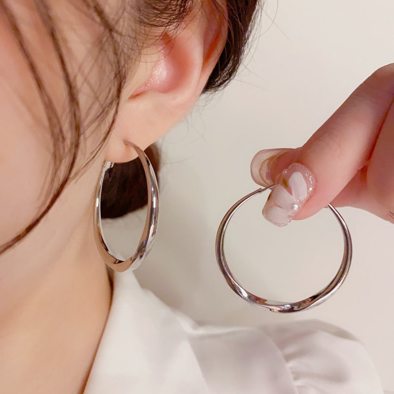 Minimalist Twisted Metal Hoop Earrings